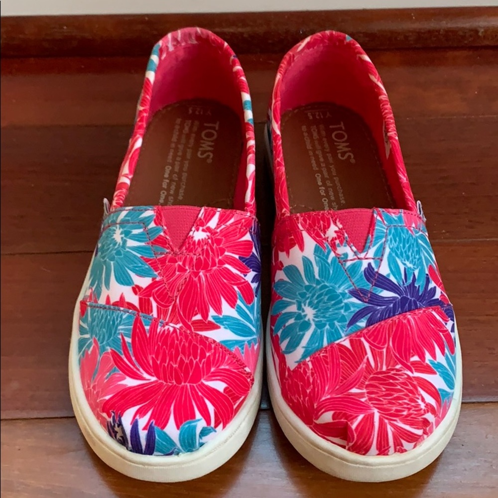 youth Toms